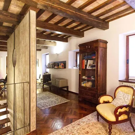 Rustic Holiday In Near Centre